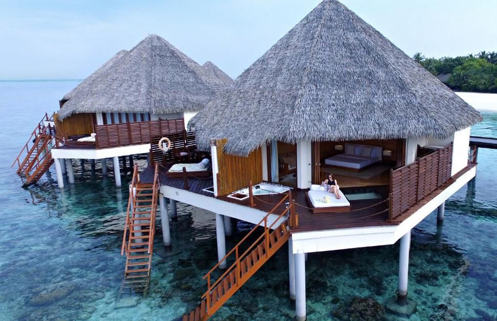 Adaaran Select Meedhupparu & Prestige Water Villas Maldives