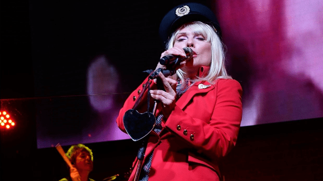 Debbie Harry wearing new Virgin Atlantic uniform.png Debbie Harry wearing new Virgin Atlantic uniform.png